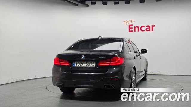 BMW 5-Series 530i M Sport Package Plus