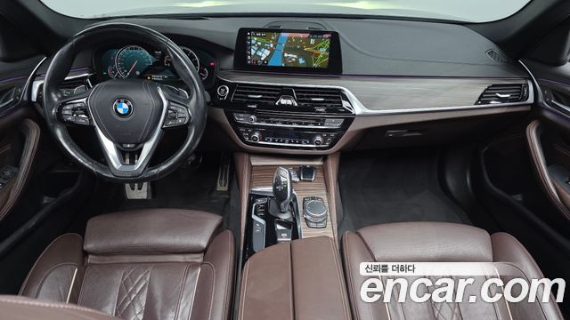 BMW 5-Series 530i M Sport Package Plus