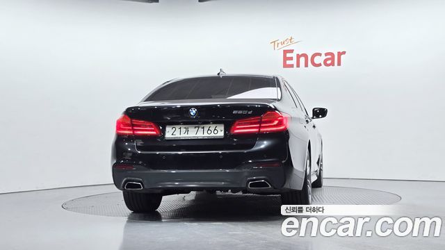 BMW 5-Series 520d M Sport package