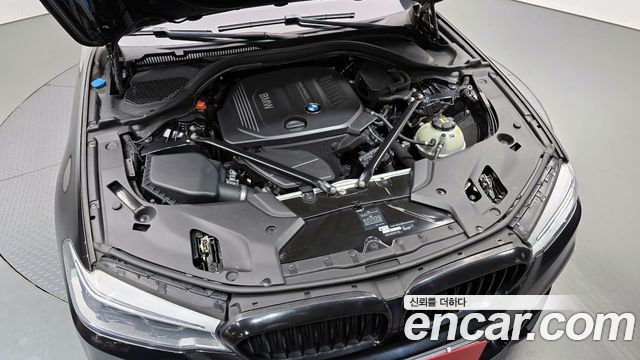 BMW 5-Series 520d M Sport package