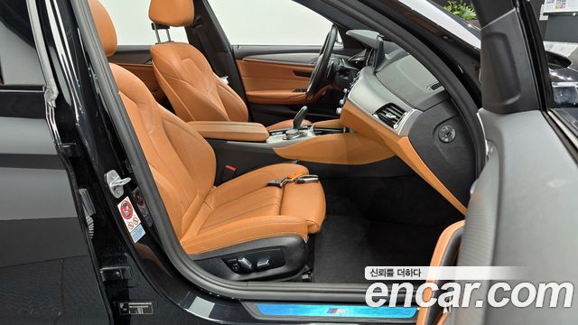 BMW 5-Series 520d M Sport package