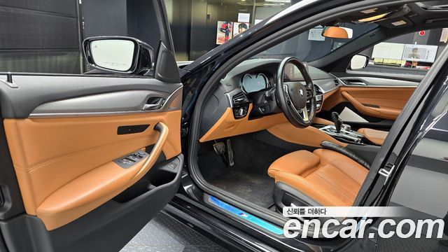 BMW 5-Series 520d M Sport package