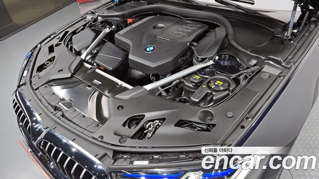 BMW 5-Series 530i M Sport Package