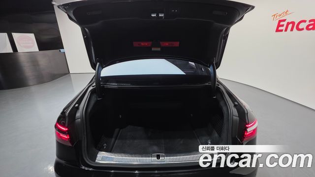 Audi A8 55 TFSI Quattro LWB