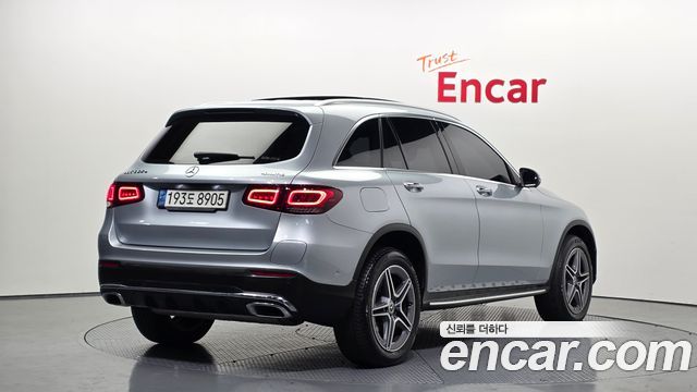 Mercedes-Benz GLC-Class GLC300e 4MATIC