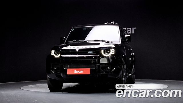 Land Rover Defender 110 D300 X-Dynamic HSE