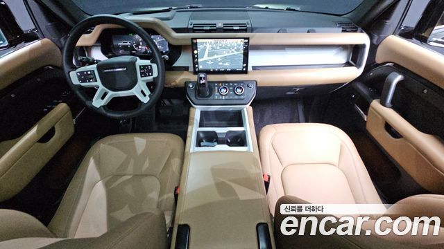 Land Rover Defender 110 D300 X-Dynamic HSE