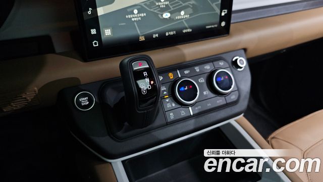 Land Rover Defender 110 D300 X-Dynamic HSE