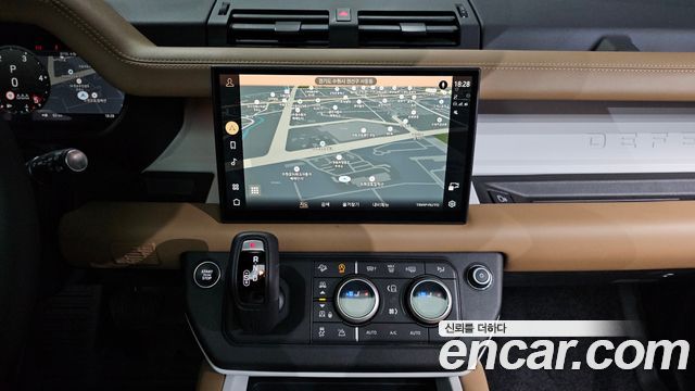 Land Rover Defender 110 D300 X-Dynamic HSE