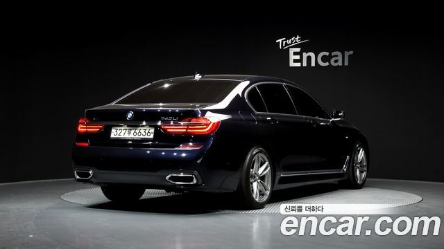 BMW 7-Series 740Li xDrive M Sport Package