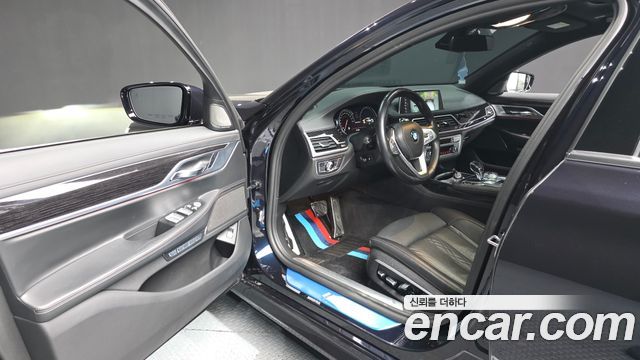 BMW 7-Series 740Li xDrive M Sport Package
