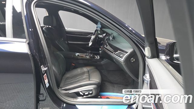 BMW 7-Series 740Li xDrive M Sport Package