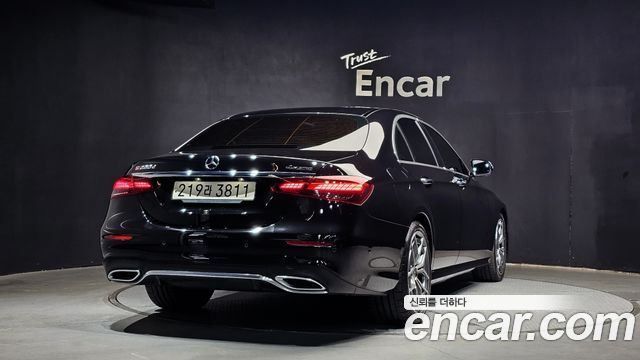 Mercedes-Benz E-Class E220d 4MATIC AMG Line