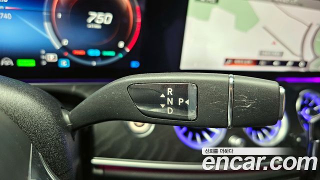 Mercedes-Benz E-Class E220d 4MATIC AMG Line