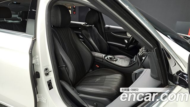 Mercedes-Benz E-Class E220d 4MATIC Exclusive