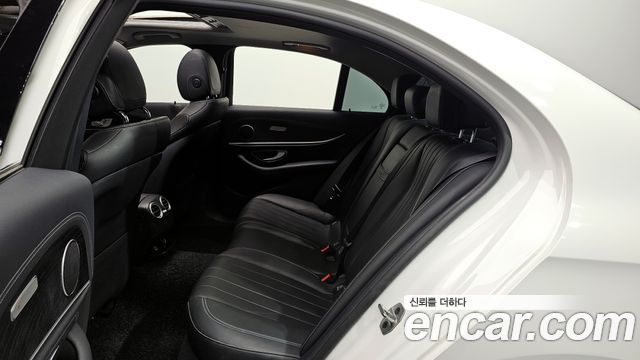 Mercedes-Benz E-Class E220d 4MATIC Exclusive