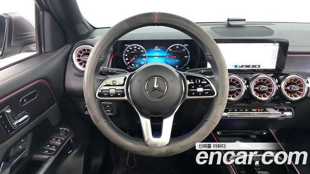 Mercedes-Benz EQB EQB300 4MATIC