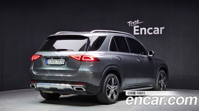 Mercedes-Benz GLE-Class GLE300d 4MATIC