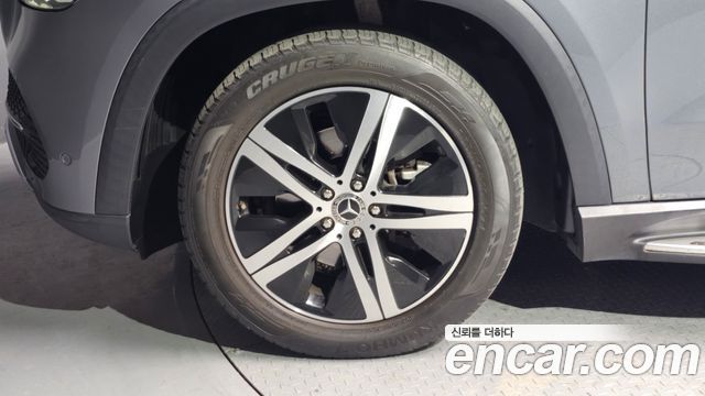 Mercedes-Benz GLE-Class GLE300d 4MATIC