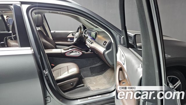 Mercedes-Benz GLE-Class GLE300d 4MATIC