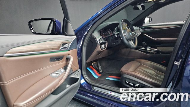 BMW 5-Series 520d M Sport Package Plus