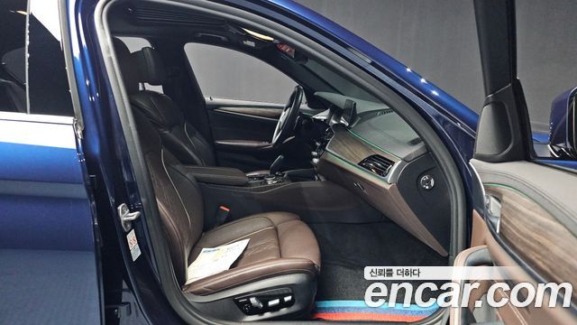 BMW 5-Series 520d M Sport Package Plus