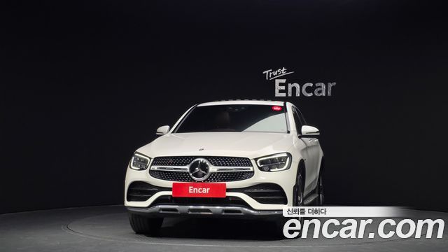 Mercedes-Benz GLC-Class GLC300e 4MATIC Coupe