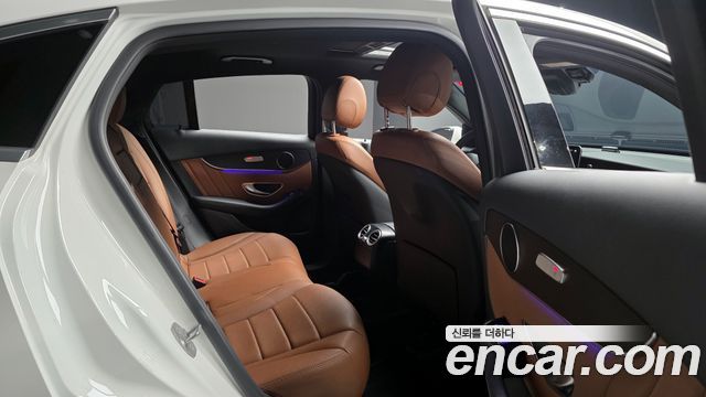 Mercedes-Benz GLC-Class GLC300e 4MATIC Coupe