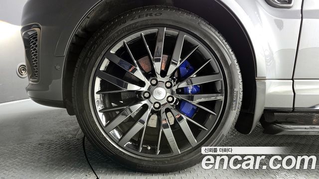 Land Rover Range Rover Sport 5.0 SVR