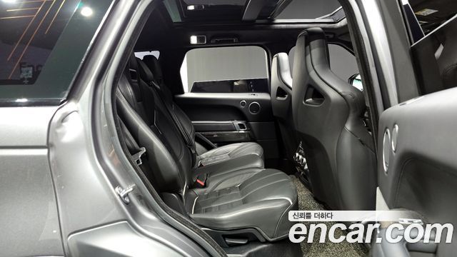 Land Rover Range Rover Sport 5.0 SVR