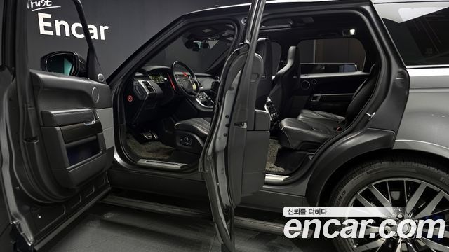 Land Rover Range Rover Sport 5.0 SVR