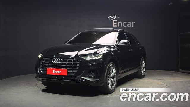 Audi Q8 55 TFSI Quattro Premium