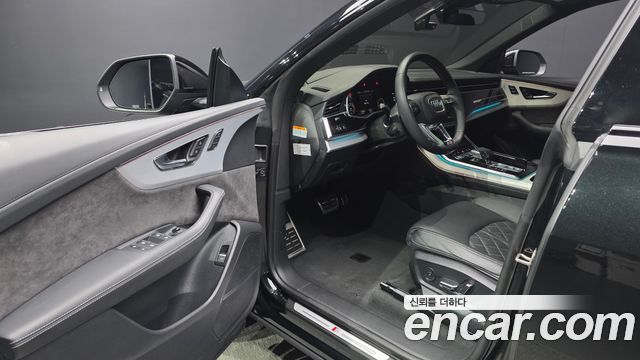 Audi Q8 55 TFSI Quattro Premium