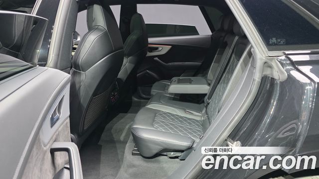 Audi Q8 55 TFSI Quattro Premium