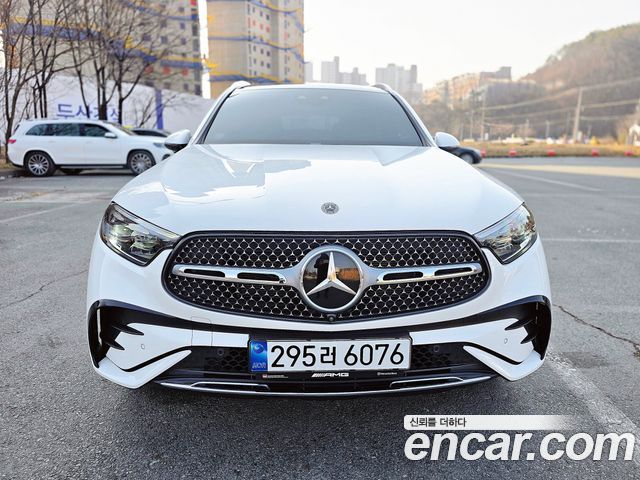 Mercedes-Benz GLC-Class GLC300 4MATIC AMG Line