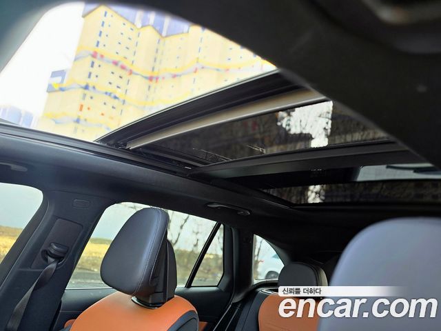 Mercedes-Benz GLC-Class GLC300 4MATIC AMG Line