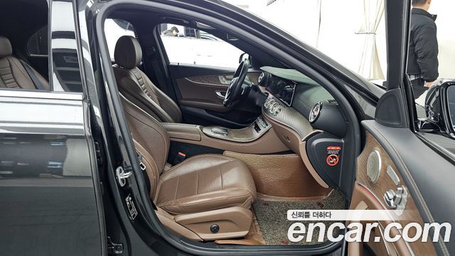 Mercedes-Benz E-Class E220d 4MATIC Exclusive