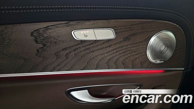 Mercedes-Benz E-Class E220d 4MATIC Exclusive