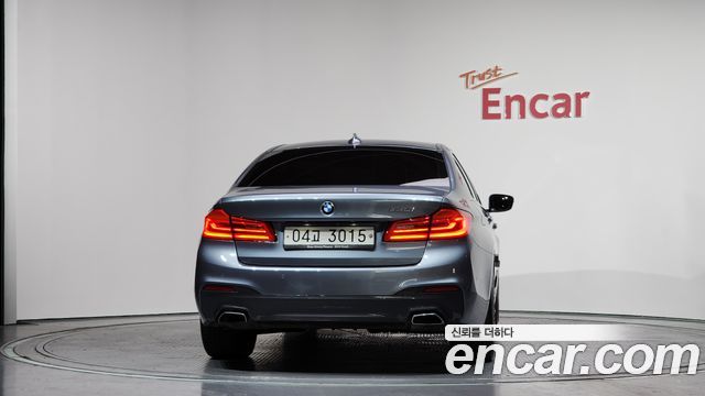 BMW 5-Series 530i M Sport Package Plus