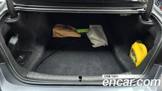 BMW 5-Series 530i M Sport Package Plus