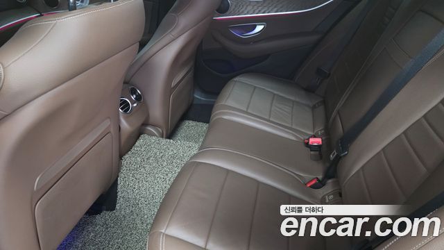 Mercedes-Benz E-Class E220d 4MATIC Exclusive