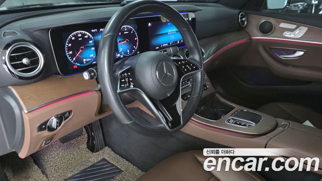 Mercedes-Benz E-Class E220d 4MATIC Exclusive