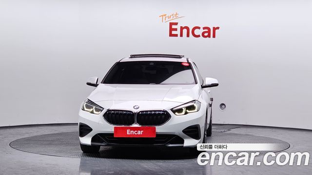 BMW 2-Series 220i Advantage
