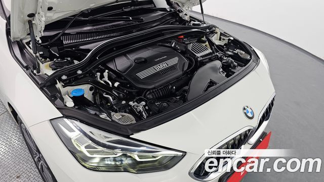 BMW 2-Series 220i Advantage