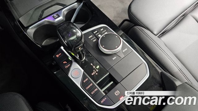 BMW 2-Series 220i Advantage
