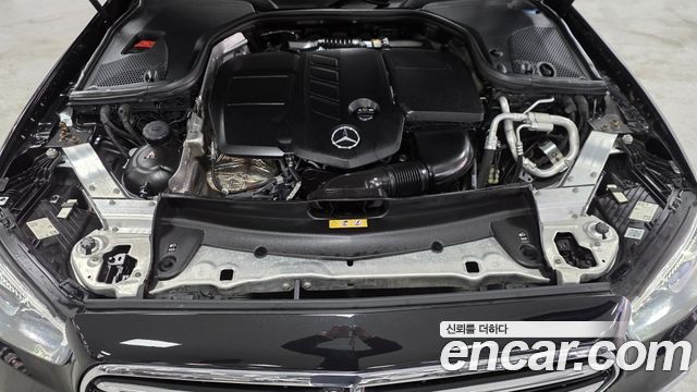Mercedes-Benz E-Class E220d 4MATIC Exclusive