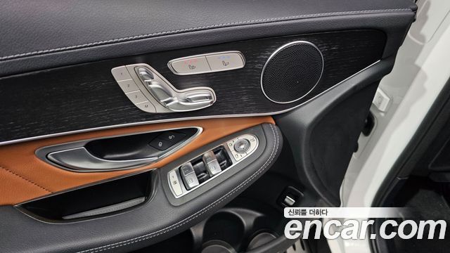Mercedes-Benz GLC-Class GCL300 4MATIC Coupe