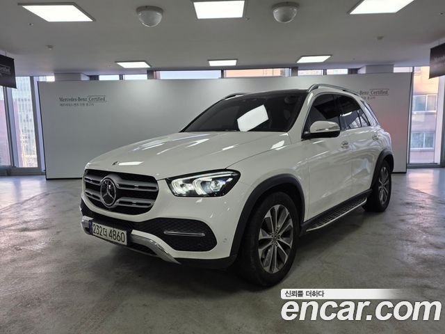 Mercedes-Benz GLE-Class GLE300d 4MATIC