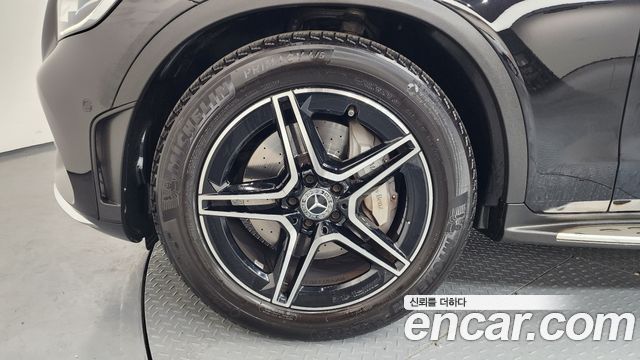 Mercedes-Benz GLC-Class GLC300 4MATIC Premium
