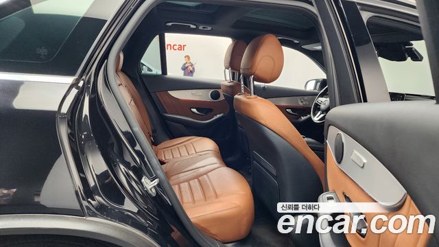 Mercedes-Benz GLC-Class GLC300 4MATIC Premium